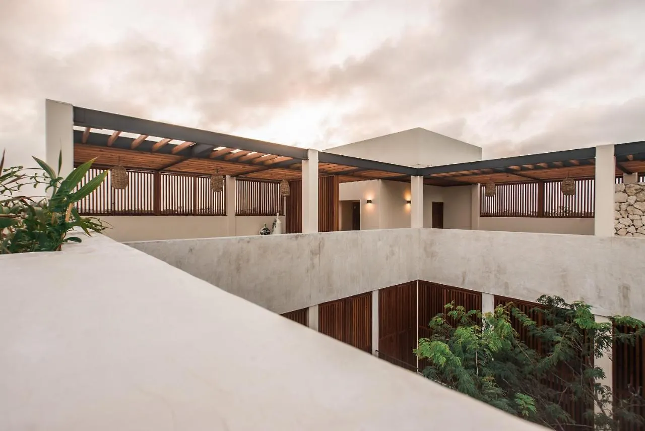 Nahil Tulum. Luxury Apt. 3 Pools, Incredible Rooftop View! Tulum