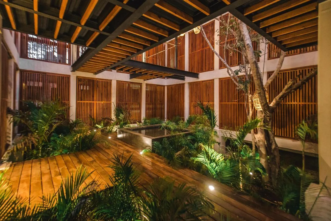 Apartment Nahil Tulum. Luxury Apt. 3 Pools, Incredible Rooftop View!