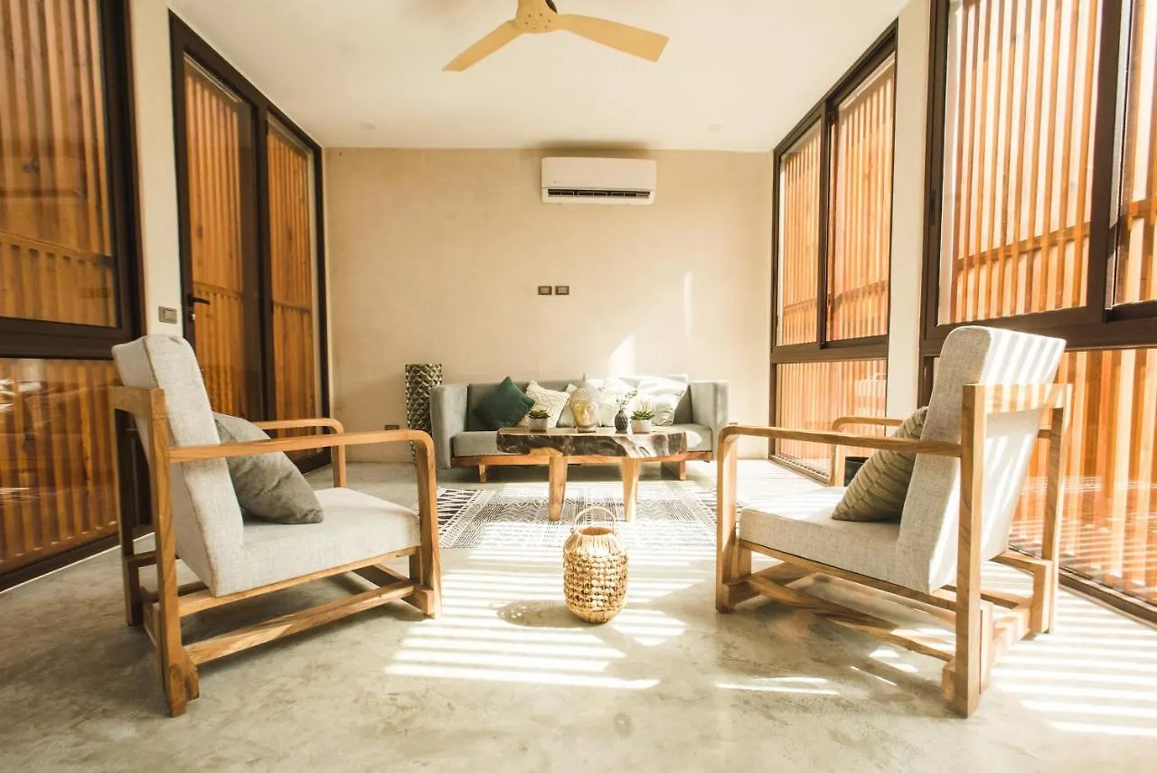 Nahil Tulum. Luxury Apt. 3 Pools, Incredible Rooftop View! 0*, Tulum Messico